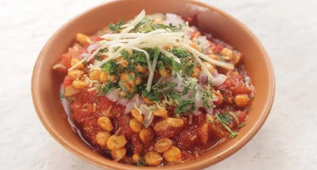 Spicy Tomato Chaat Recipe for Monsoon | Easy & Delicious